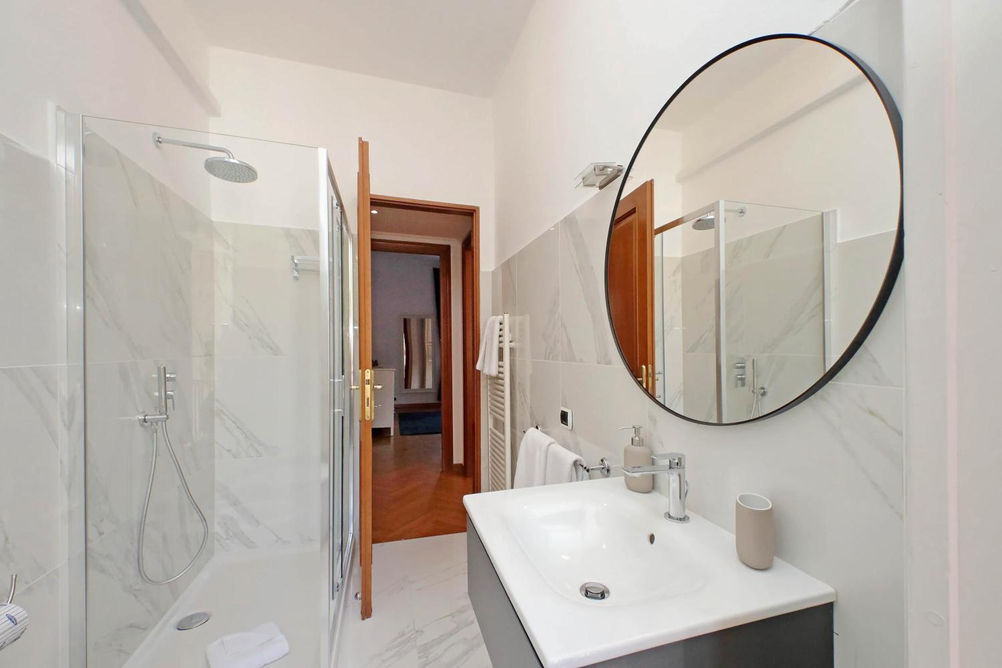 Ych-Comfortable 2 Bedrooms Flat Near Colosseum Рим Экстерьер фото