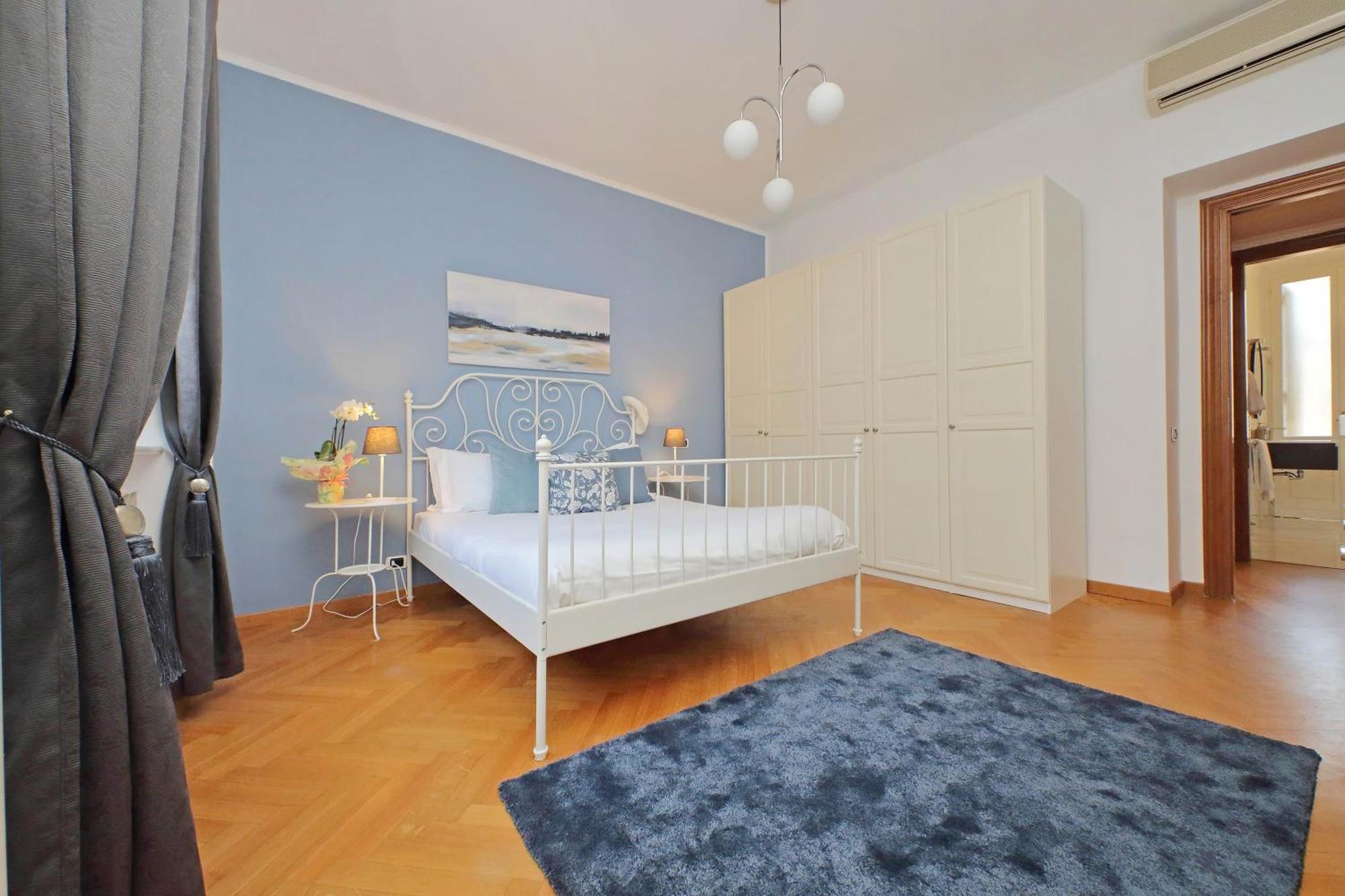 Ych-Comfortable 2 Bedrooms Flat Near Colosseum Рим Экстерьер фото