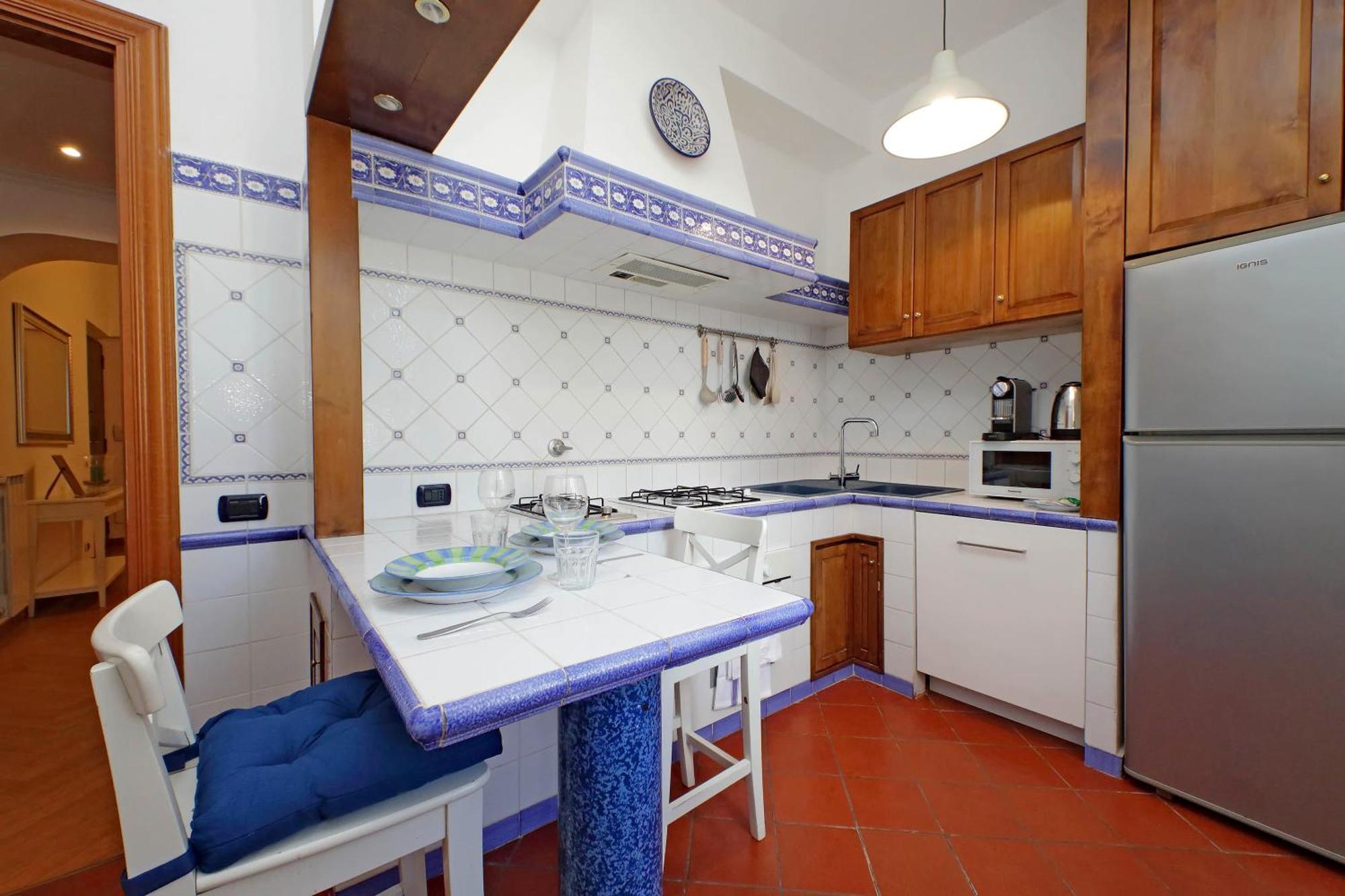 Ych-Comfortable 2 Bedrooms Flat Near Colosseum Рим Экстерьер фото